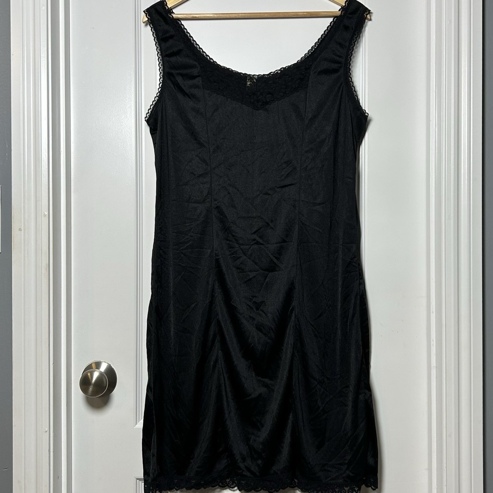 Heavenly Secrets Vintage‎ 90s Black Nylon Lace Trim Slip Dress Whimsigoth Style